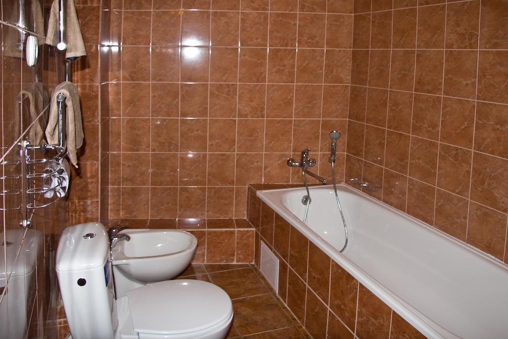 Pik Hotel Drahobrat Zimmer foto